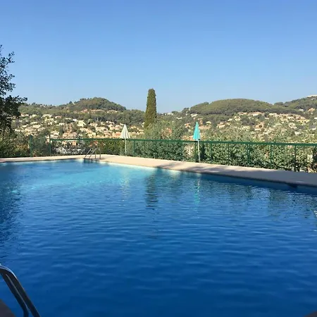 Quiet Flat With Private Garden Appartement *