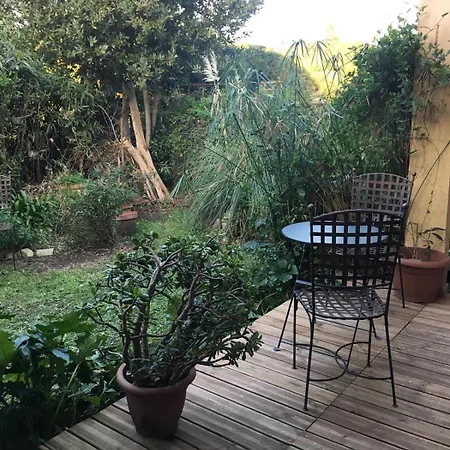 Quiet Flat With Private Garden
