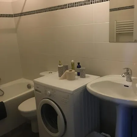 Quiet Flat With Private Garden * Vallauris