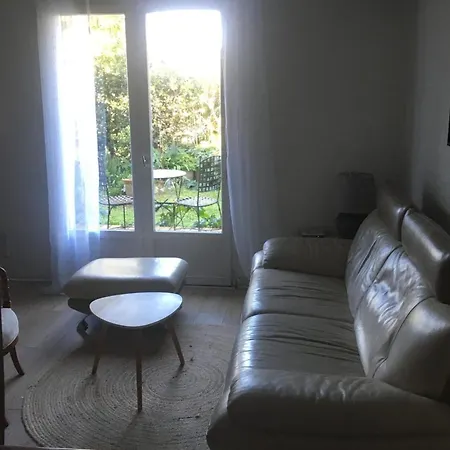 Quiet Flat With Private Garden *